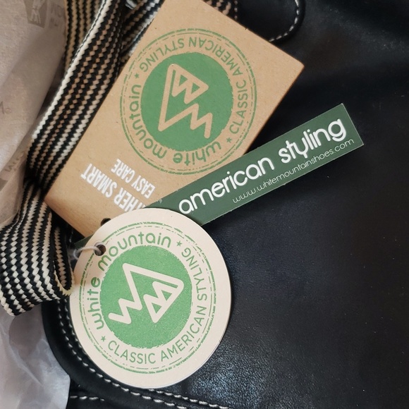 NWT- White Mountain Waterproof ‘Tivia’ Lace Up Back Boots - Picture 9 of 9